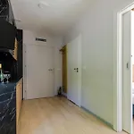 Apartment Zdrojowa 9 *