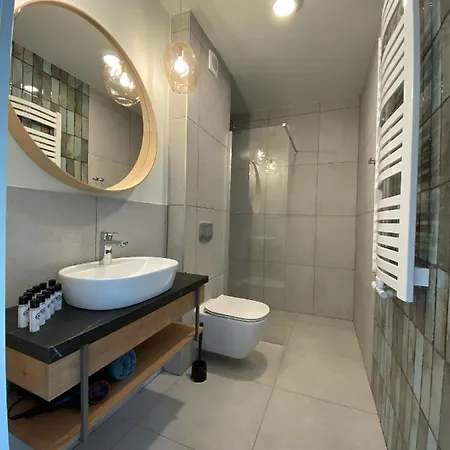 Zdrojowa 9 Apartment *