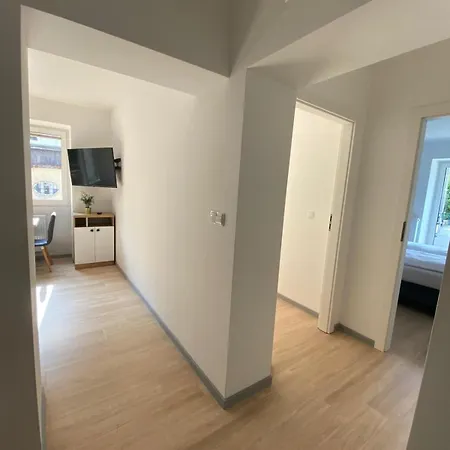 Apartment Zdrojowa 9 *