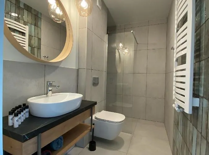 Zdrojowa 9 アパート *