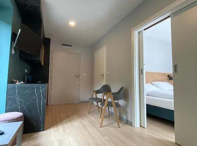 Zdrojowa 9 ドゥシュニキ・ズドルイ